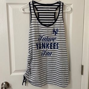 Motherhood Maternity NY YANKEE tank L (worn during 1 pregnancy)